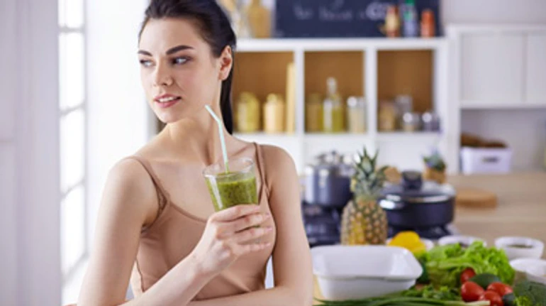 Очиститься от шлаков: работают ли детокс-программы и что на самом деле выводит токсины из организма