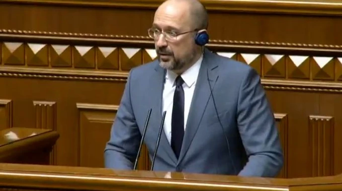Шмыгаль призывает потерпеть с месяцок: вопрос садиков рассмотрят тогда, когда и транспорт