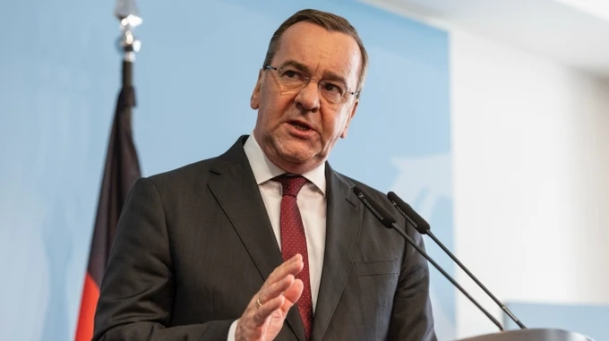 German defence minister refutes information about blocking military assistance to Ukraine