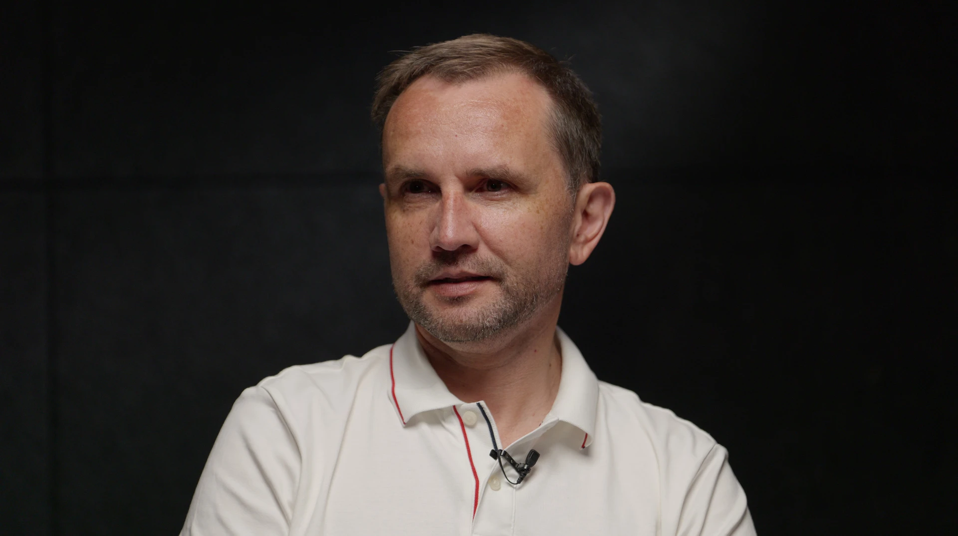 Українців у Польщі багато, їх легко помітити. У найгіршому разі це може вилитися в погроми – Володимир Вʼятрович