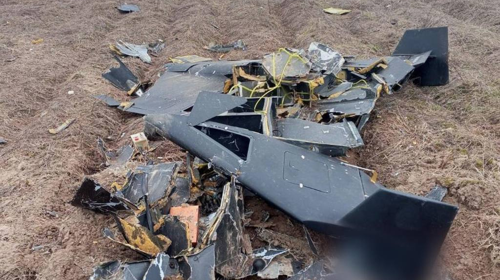 Росіяни атакували Україну ракетою і 121 дроном: 103 БпЛА знешкоджено