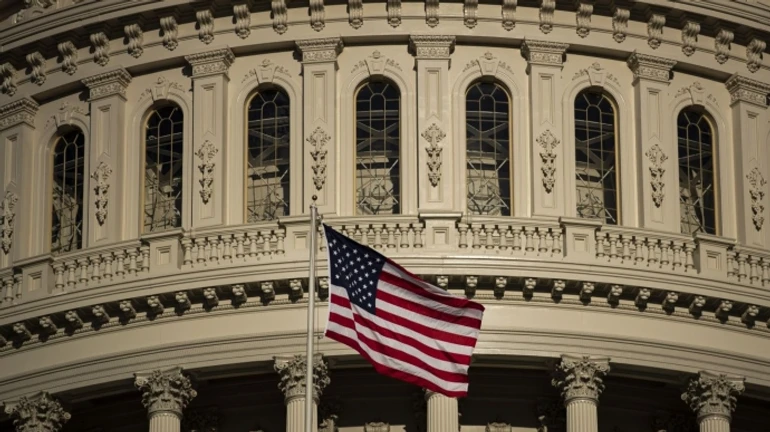 US Senate proposes to consider aid to Ukraine separately from border issue