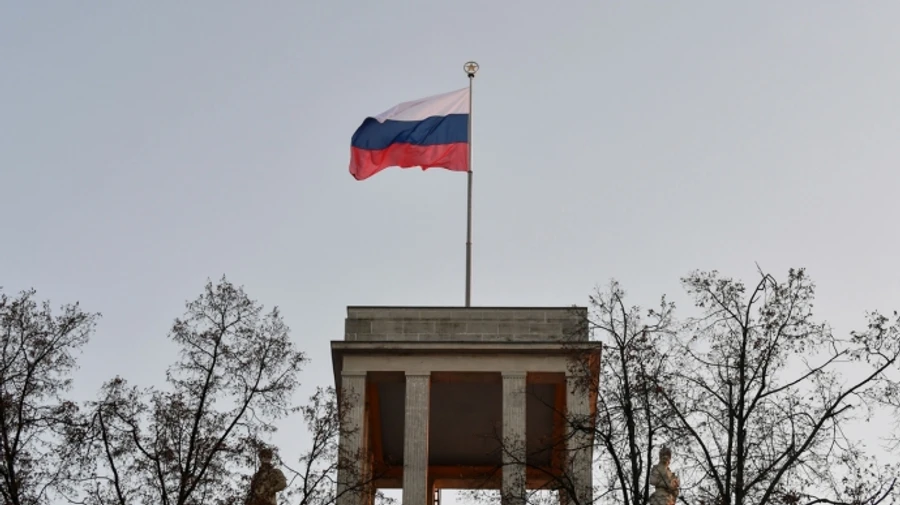 Ukraine and Moldova join sanctions against Russian diamond company