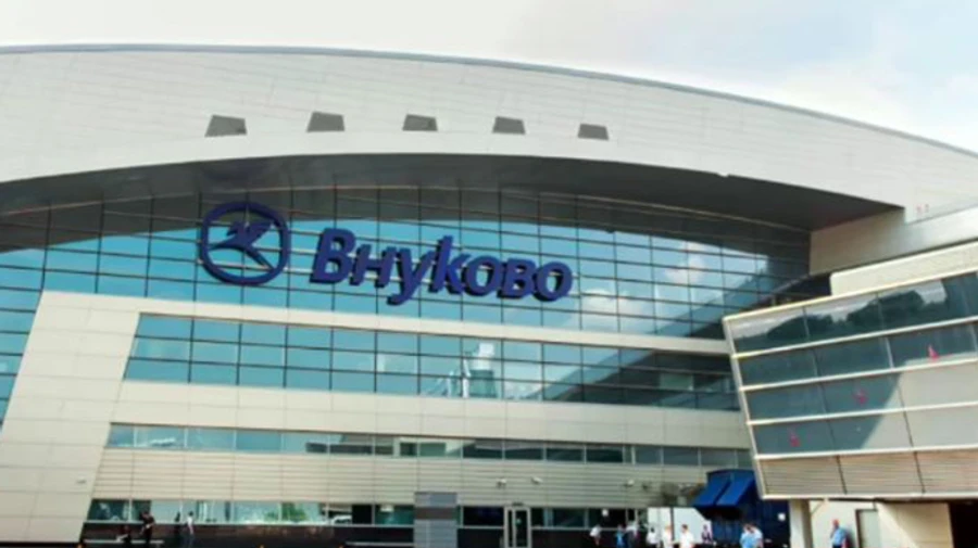 Russian authorities close Vnukovo Airport again, claiming due to UAV
