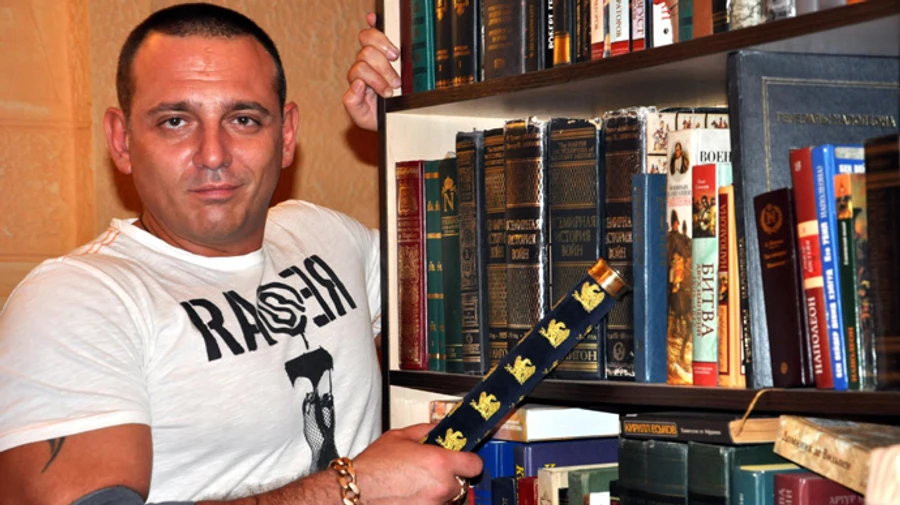 Бужанський відповів на виклик Геращенко: пропонує написати твір