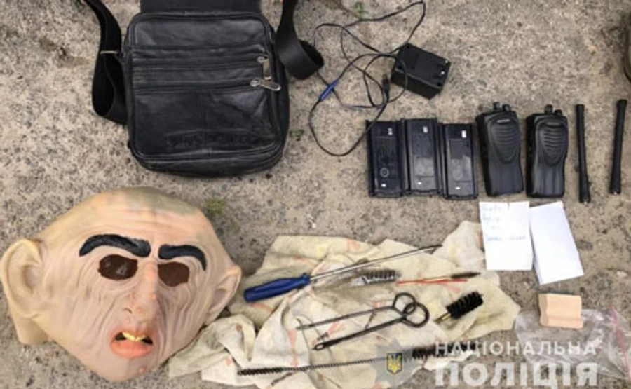 На Київщині затримали озброєну банду, яка грабувала фермерів і підприємців