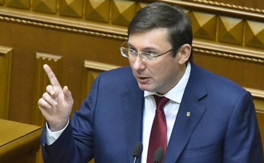 Луценко: В Одесу відправили посилену групу силовиків  