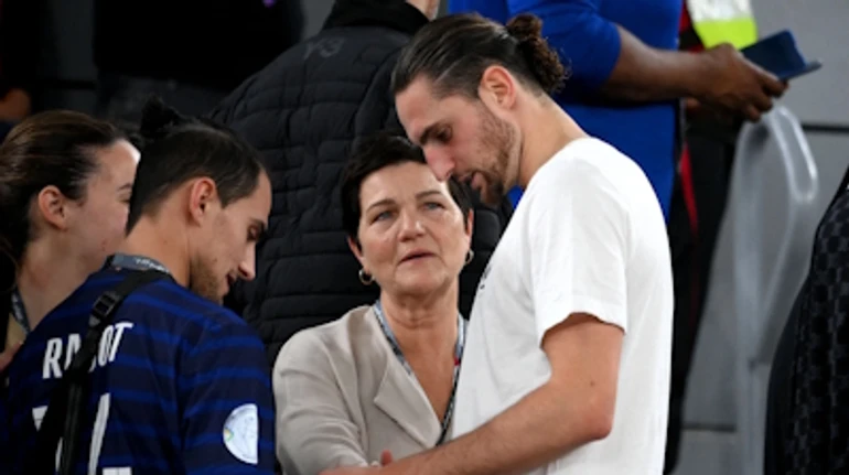 Била Блана сумочкою і лаялася з батьками Мбаппе: матір Адрієна Рабйо – залізна леді футбольного світу