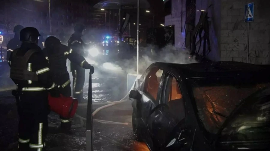 Одну з балістичних ракет збили на малій висоті – Повітряні сили про наслідки удару РФ у Києві