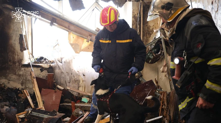 У Києві 6 загиблих та 35 постраждалих через російський удар