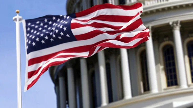 Bloomberg: США готовят санкции против энергетики РФ, если Путин отклонит мирное соглашение