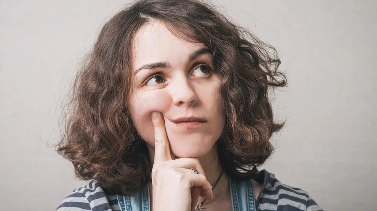 Часто мрієте про майбутнє? Вчені пояснили, чому мозок любить такі подорожі в часі