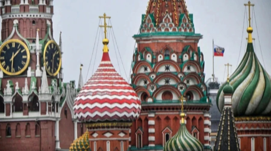 Russia may raise military spending by 40% despite budget hole