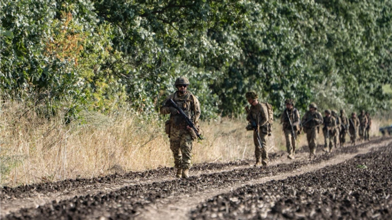 Ukraine observes minute of silence in gratitude to its defenders