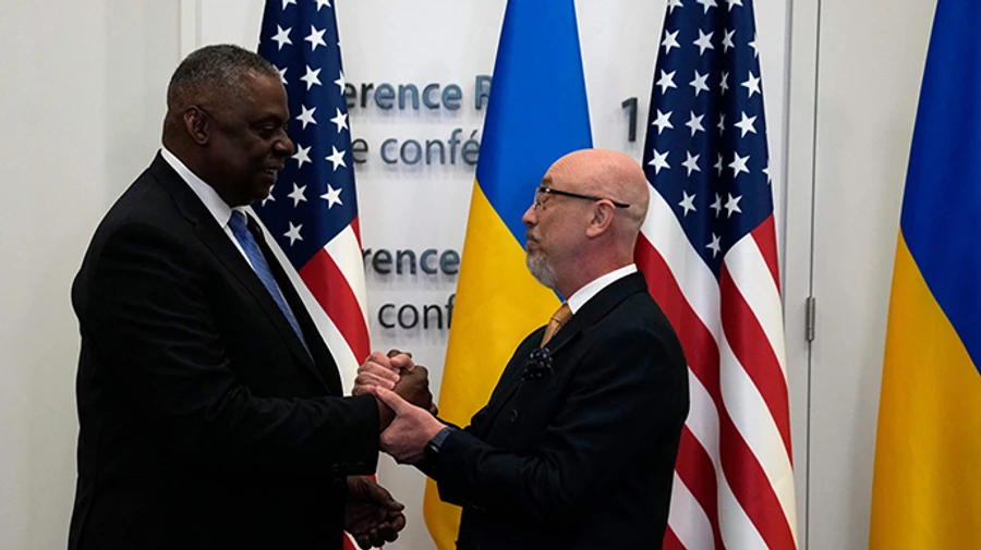 Україна надасть Пентагону звіт щодо використання касетних боєприпасів – Резніков