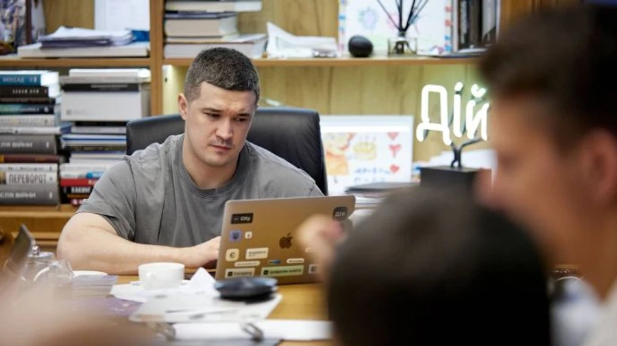 В Дія появятся на английском паспорт, водительские права и техпаспорт – Федоров