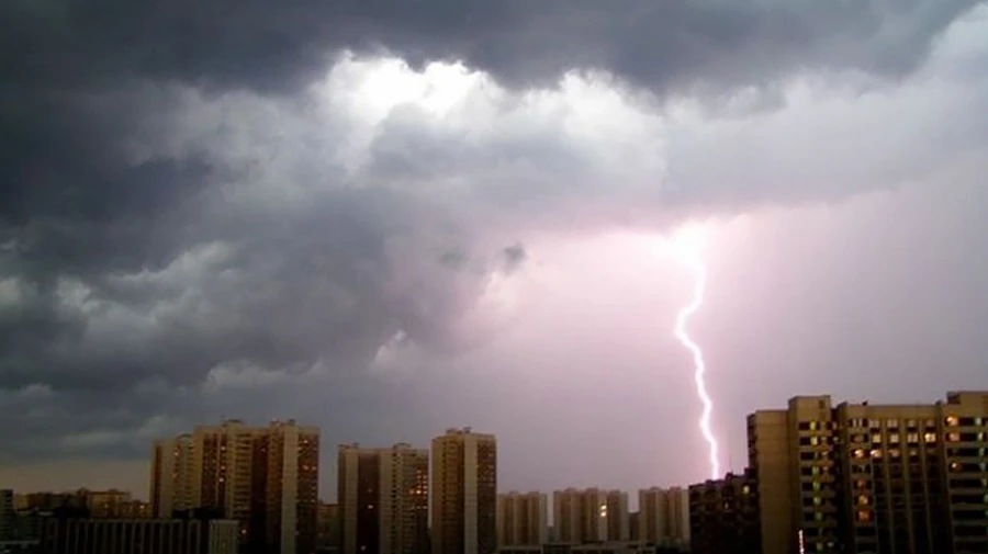 В Киеве и области ожидаются грозы и град – ГСЧС