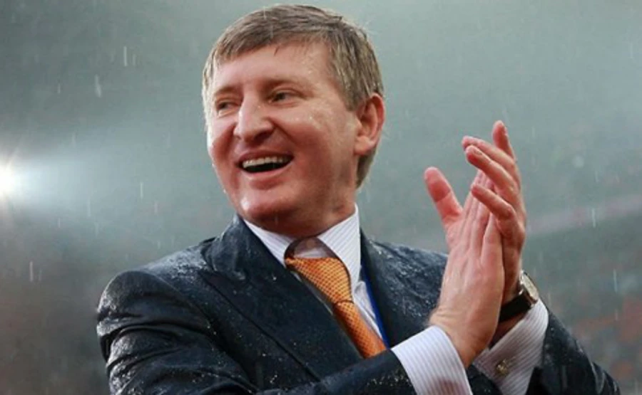 В законе о защите детей пытались протащить льготы для Ахметова