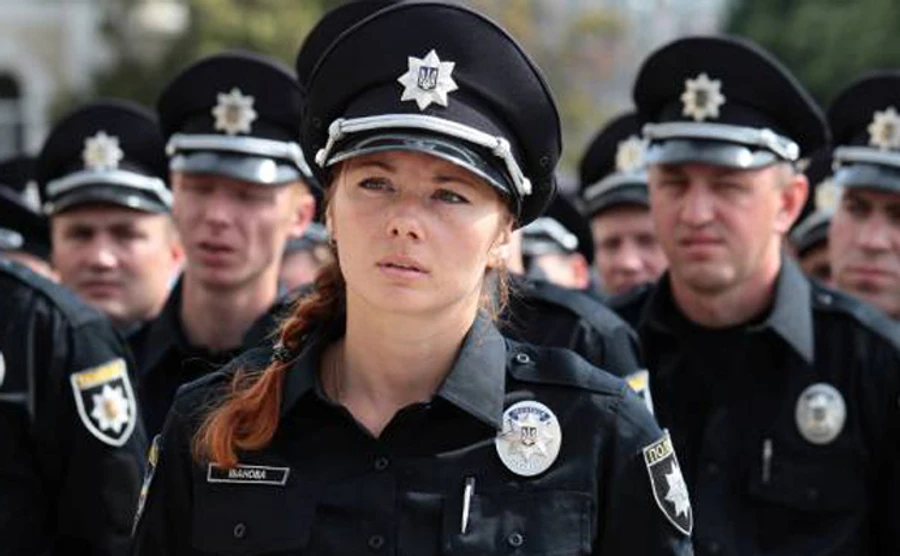 Фигурант дела рюкзаков Авакова продал полиции фуражек более чем 2 миллиона