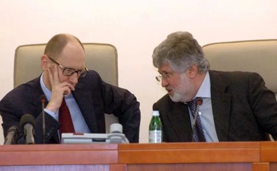 Кабмін підтвердив, що Яценюк зустрічався з Коломойським 