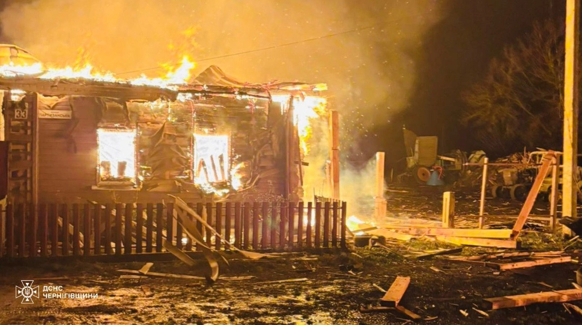 Russians attack Chernihiv Oblast: fires rage, two injured – photos