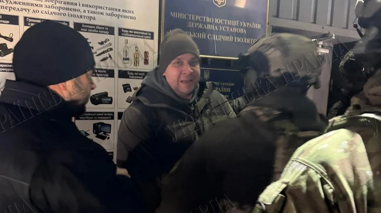 За экс-главу Харьковской СБУ Дудина внесли залог, но он вернулся в СИЗО – источник