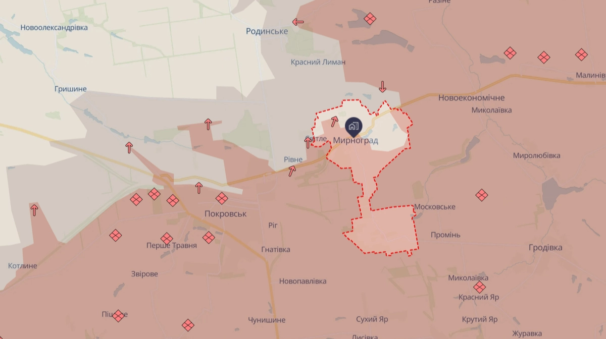 Small-arms fighting continues in central Myrnohrad as Russia brings in heavy equipment for assault – video