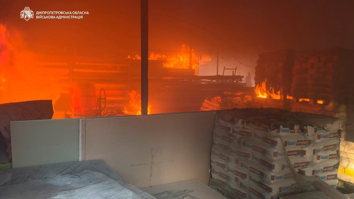 Росіяни понад 40 разів атакували Дніпропетровщину: троє поранених Росіяни понад 40 разів атакували Дніпропетровщину: троє поранених