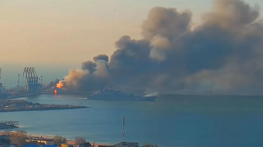 Российский корабль в Бердянске уничтожили с помощью агентов в России – Буданов