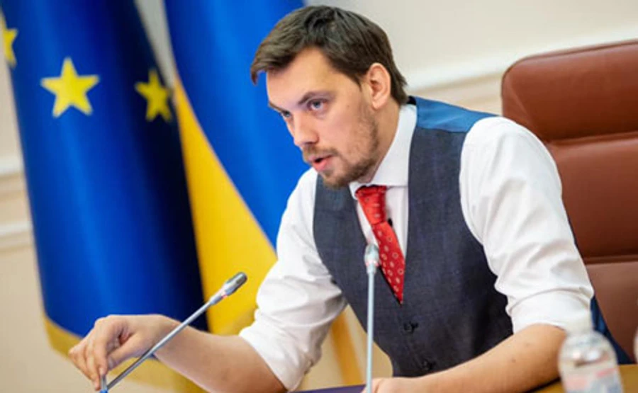 Премьер о переговорах с МВФ: Успокою сразу панику...