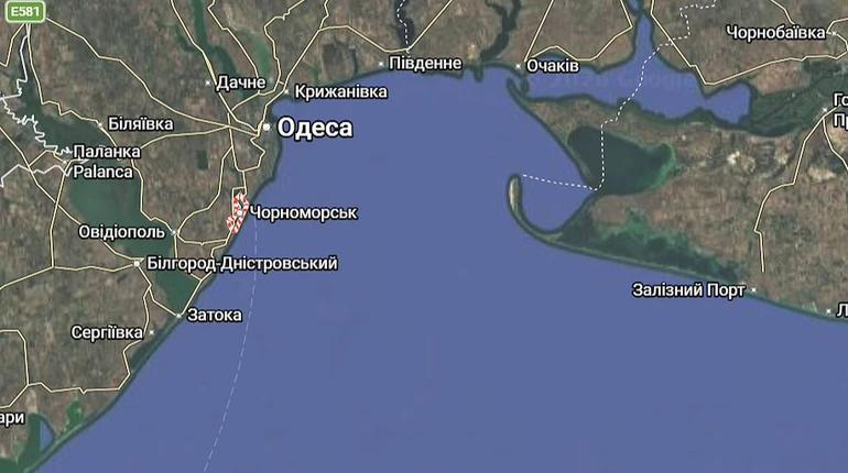 Россияне попали в гражданское судно в Черном море, есть пострадавшие – Кипер