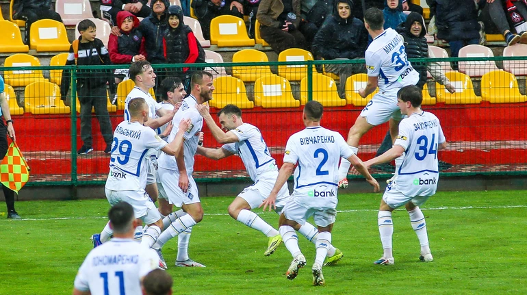 Матч року в Кривому Розі, розгром у львівському дербі, Шахтар за крок від титулу: підсумки 25 туру УПЛ