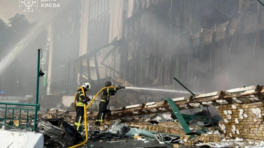 Ukraine's foreign minister urges partners not to delay sanctions against Russia after latest strikes