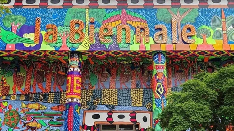 Вы тоже так сможете. Создайте свой проект на Венецианскую биеннале современного искусства