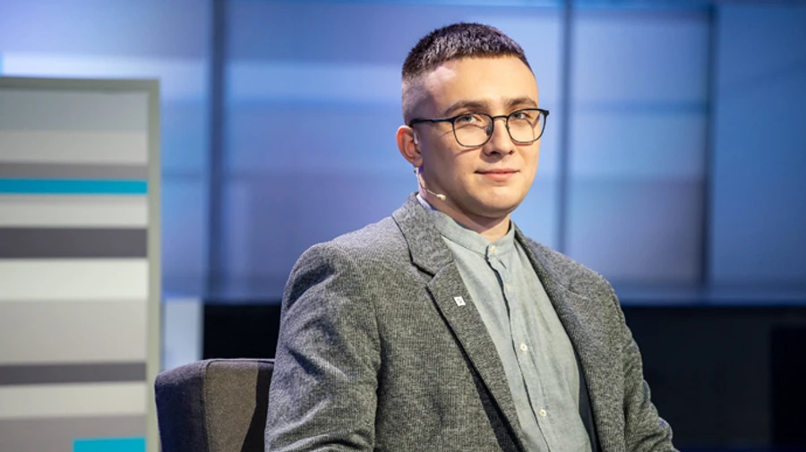 Активіст Стерненко розповів, чому не воює на фронті: Як волонтер - більш ефективний