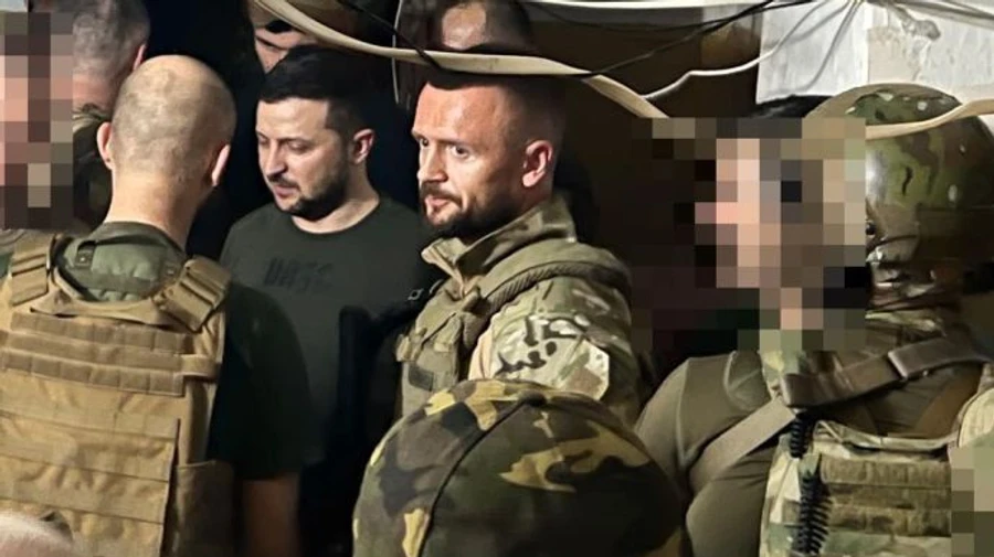 Нардеп показала фото з таємної поїздки Зеленського до Лисичанська