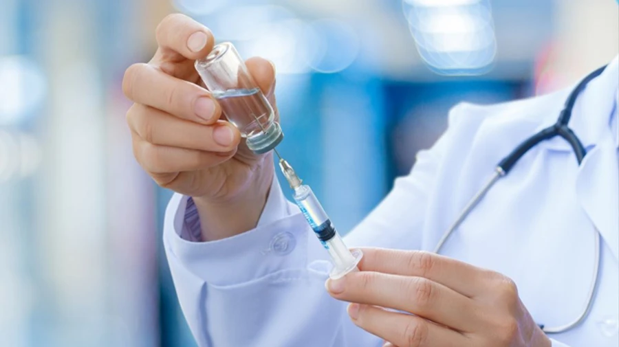 Ученые пытаются выяснить, насколько эффективна только одна доза Covid-вакцины