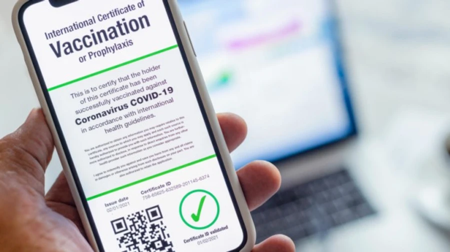 США не вирішили, чи будуть запроваджувати паспорти вакцинації