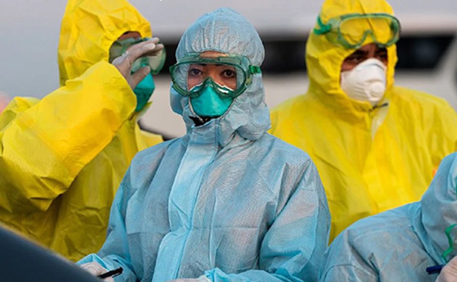 Уряд Британії почав боротьбу з фейками про коронавірус