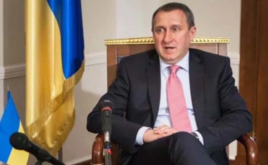 Потяги і спецлітаки: Дещиця розповів, як вибратися з Перемишля, Варшави і Праги