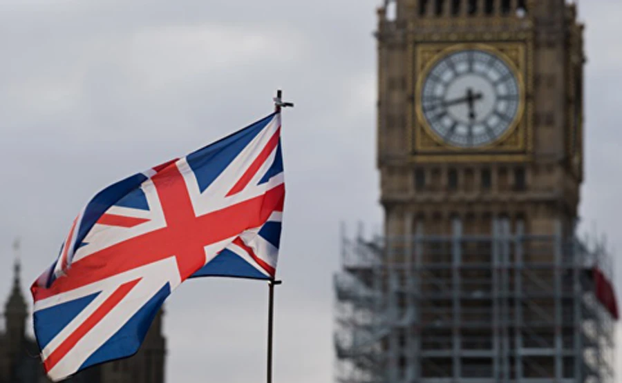 Британия изучает происхождение богатства 130 человек, среди них много россиян - СМИ