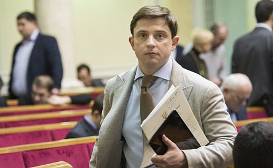 Довгий підтвердив зустрічі з Онищенком і розповів свою версію