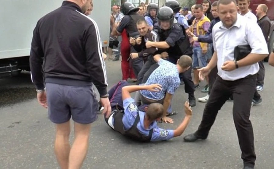 Відділення поліцейських, яких підозрюють у вбивстві, розформують