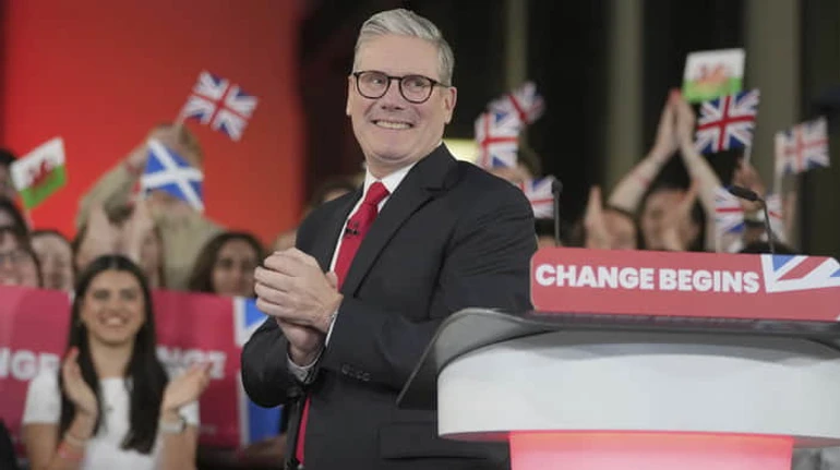 Приговор консерваторам, но не Украине: что изменит историческая победа лейбористов в Британии