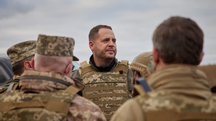 Ермак сообщил Салливану о запросах бойцов с передовой по вооружению