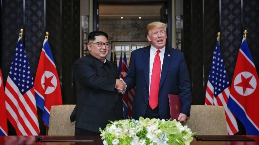 Трамп продлил санкции против КНДР