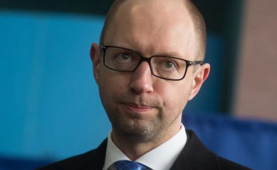 Від НАБУ й ГПУ вимагають назвати замовника цькування Яценюка