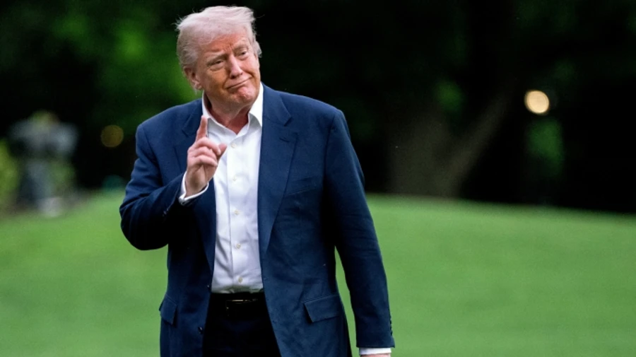 Trump says Putin will stop killing if oil prices fall by US$10 per barrel