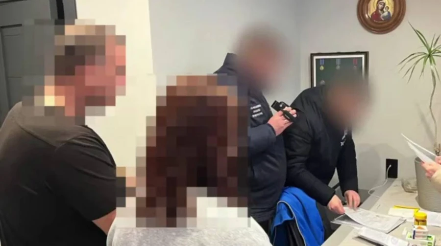 Привласнив 2,7 млн допомоги родині загиблої на Азовсталі: правоохоронцю з Прикарпаття оголосили підозру