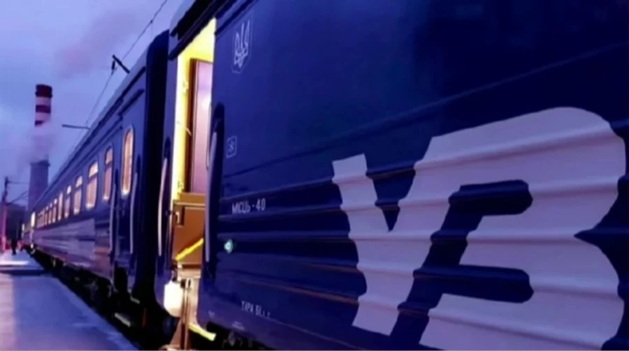 Укрзалізниця повідомила про оновлений графік руху понад 200 потягів